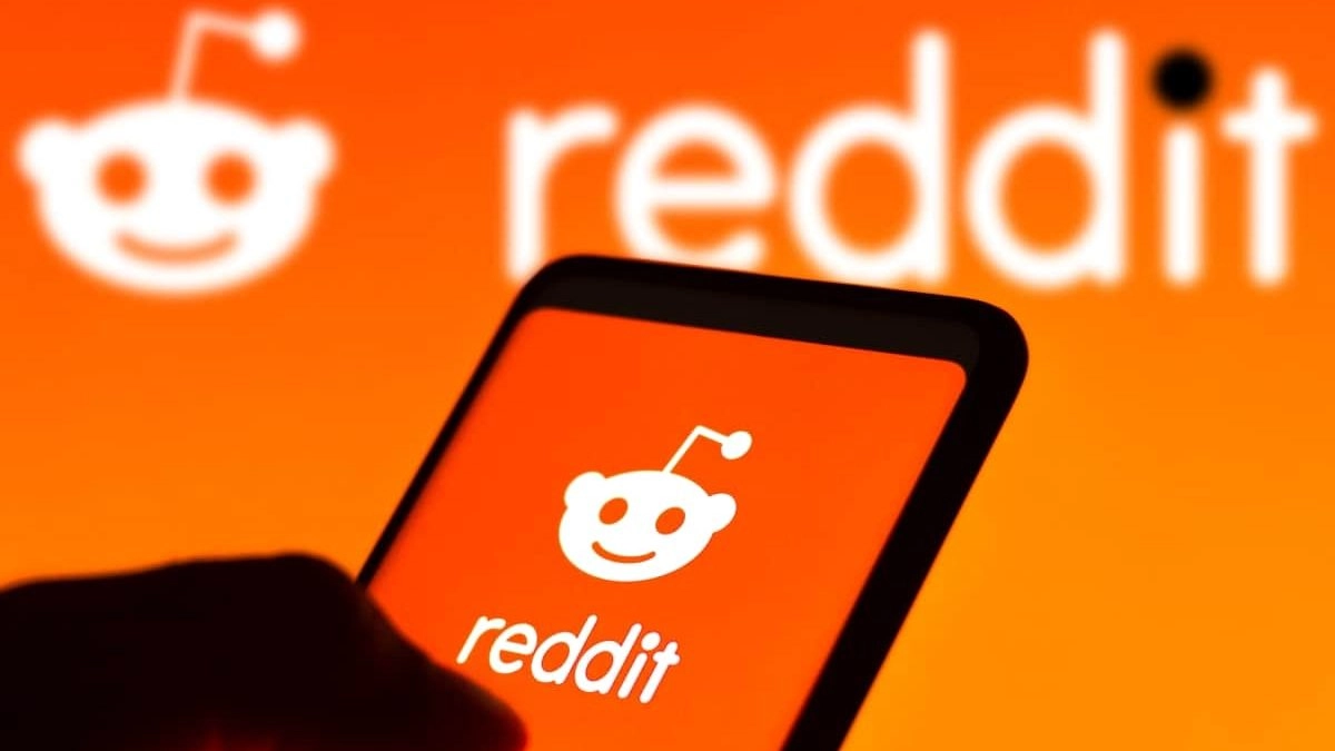 How to Easily Download Videos from Reddit: A Step-by-Step Guide hero image